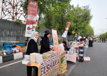 Analisis Rumoh Data: Peningkatan Aktivitas Ekonomi Digital UMKM Banda Aceh Seiring Adopsi QRIS dan E-commerce