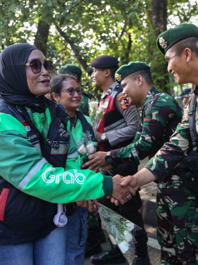 Aksi Damai Pengemudi Ojol