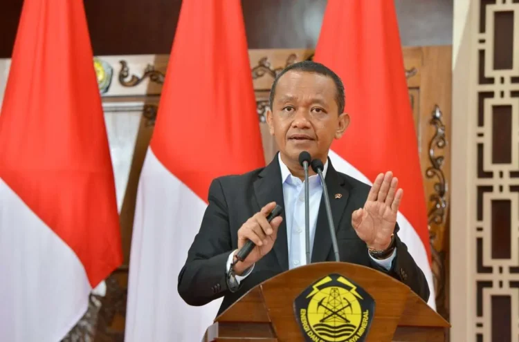 Menteri ESDM Bahlil Lahadalia sebut divestasi atau pertambahan saham Indonesia pada PT Freeport Indonesia (PTFI) sebesar 12% akan terjadi setelah 2041.