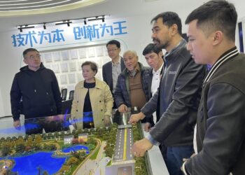 Mualem Tinjau Peternakan Telur Modern di Henan, Siapkan Proyek Unggas Terpadu di Aceh