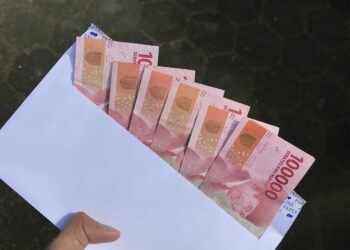 money, rupiah, currency, financial, indonesia, salary, economic, indonesian, trade, finance, business, dollar, rupiah, rupiah, rupiah, rupiah, rupiah