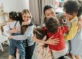Pengasuhan anak di luar negeri, Pixels