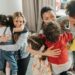 Pengasuhan anak di luar negeri, Pixels